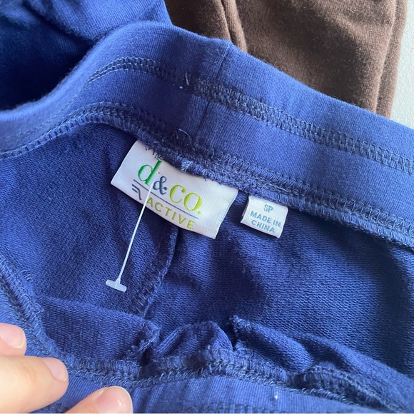 D&CO 3 pairs of pants bundle - Picture 3 of 4